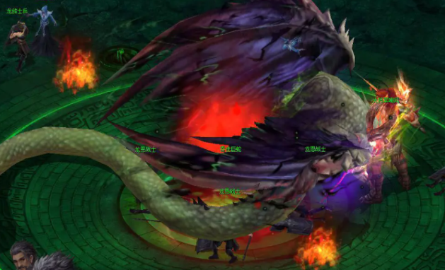 隐蛇秘宝争夺战里的BOSS蛇头人身全身肌肉爆破眼睛爆发凶光 隐蛇秘宝争夺战里的BOSS蛇头人身全身肌肉爆破眼睛爆发凶光